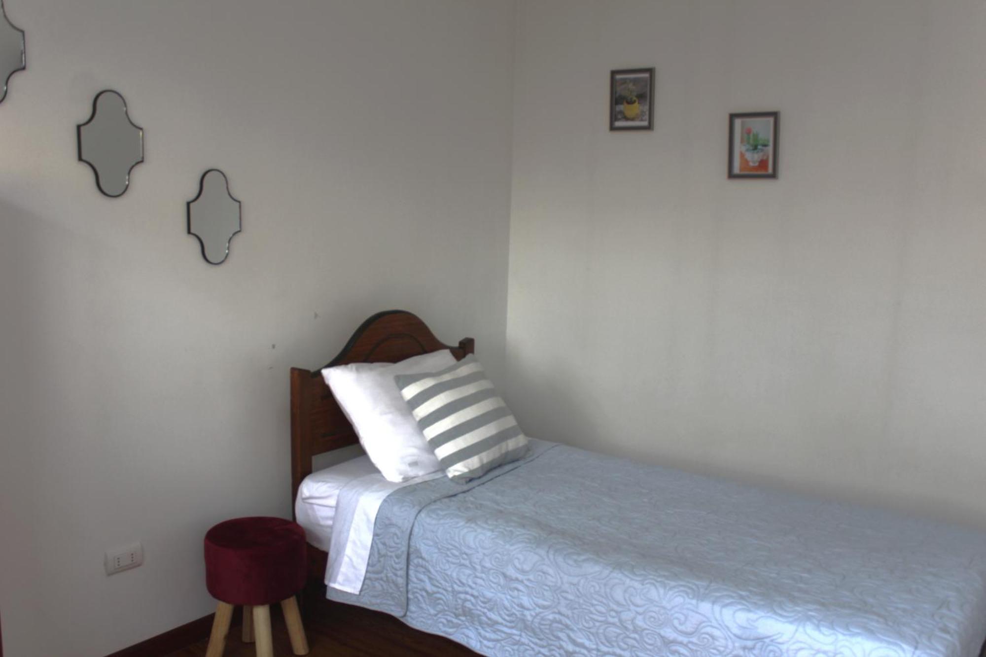 Aero Hostal Santiago Exterior foto